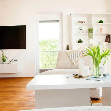 Daire Top! Exklusive Seewohnung In Velden Wahlweise Mit Motorboot *