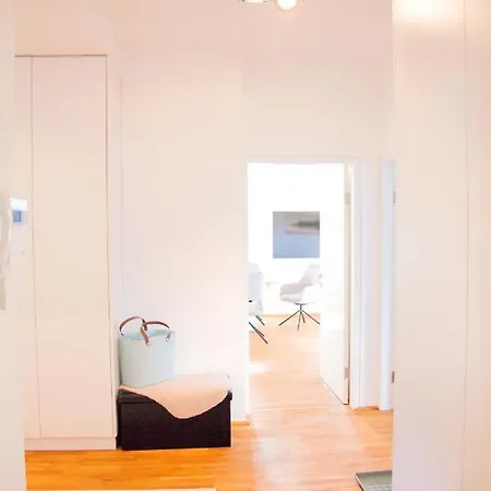Top! Exklusive Seewohnung In Velden Wahlweise Mit Motorboot Daire *